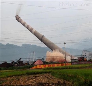 拆煙筒與預(yù)拌混凝土 舊工業(yè)的落幕與新建材的崛起